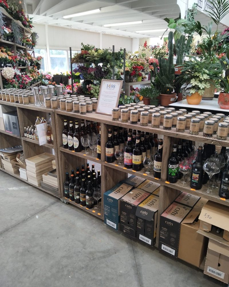 Au cœur du magasin : produits 1498 en vente dans une boutique partenaire du Nord