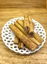 Gros plan sur Cannelle de Ceylan bâtons