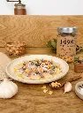Mise en situation culinaire de Ail en fine tranche