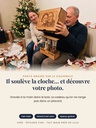 Il soulève la cloche et découvre votre photo gravée