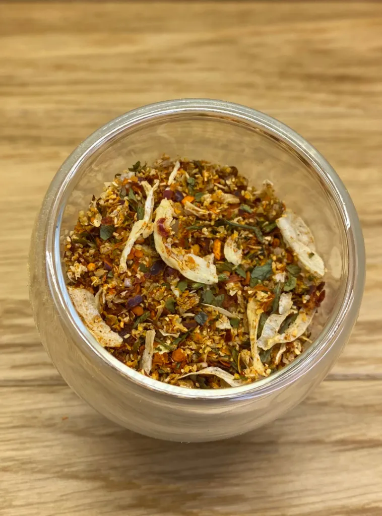 mélange mojo canario zoom 1498.webp